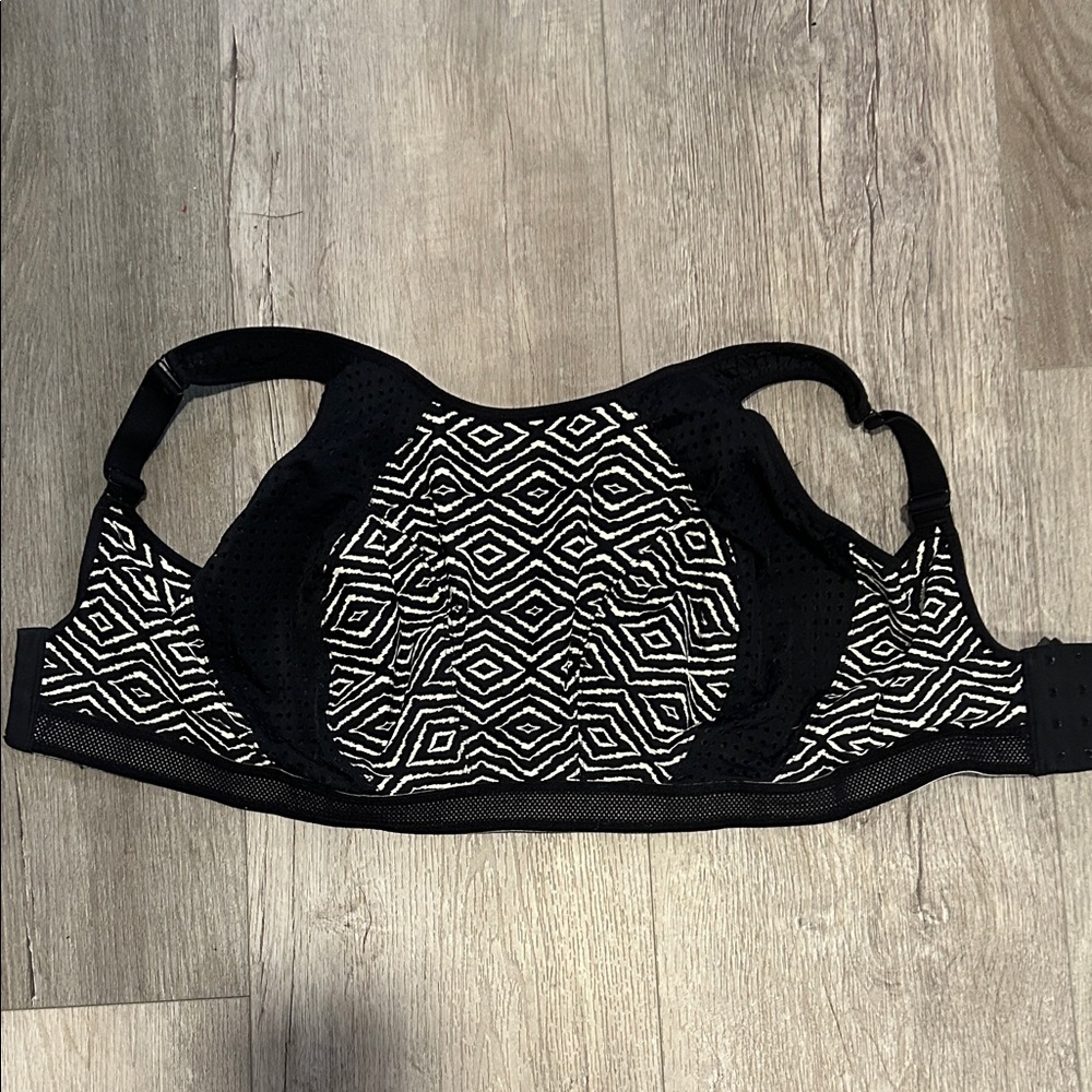Bravissimo Black and White Adjustable Sports Bra 32J